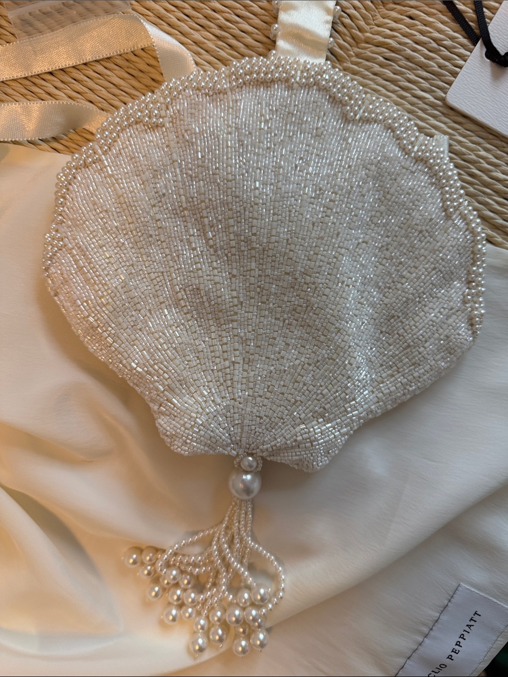 Clio Peppiatt Pearl Beaded Shell Bag in Ivory - Picture 4 of 7